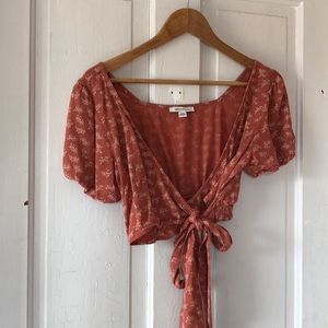 American Eagle Floral Cropped Wrap Shirt